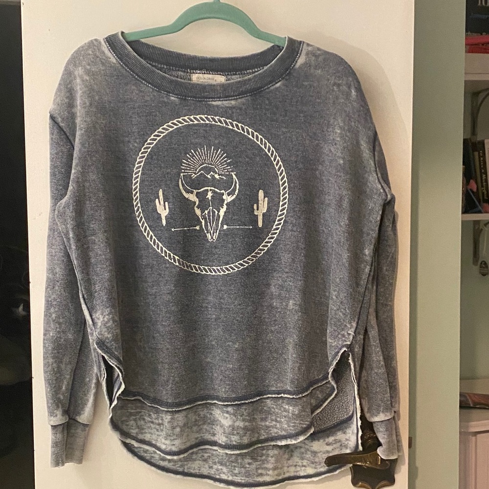 Graphic sweatshirt